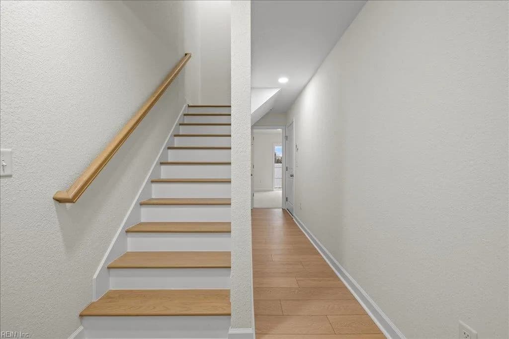 302 Living Water WAY, VIRGINIABEACH VA 23452 - Photo 5