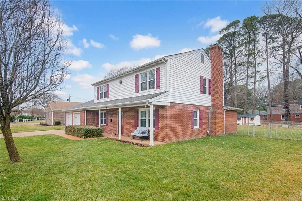 9 Colonial Acres DR, HAMPTON VA 23664 - Photo 3