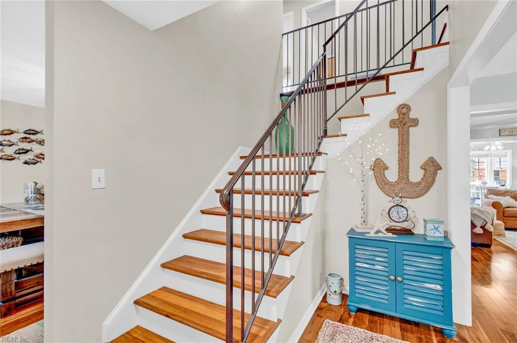 9 Colonial Acres DR, HAMPTON VA 23664 - Photo 5