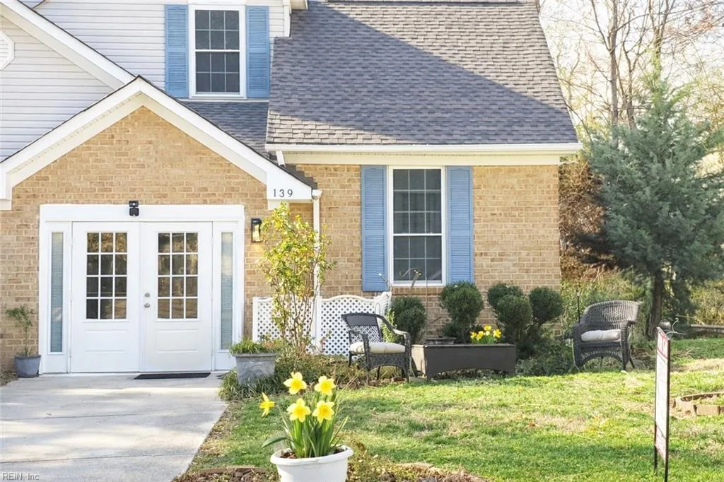 139 Creekshire CRES, Newport News — 3 bed Residential, 1,865 sqft