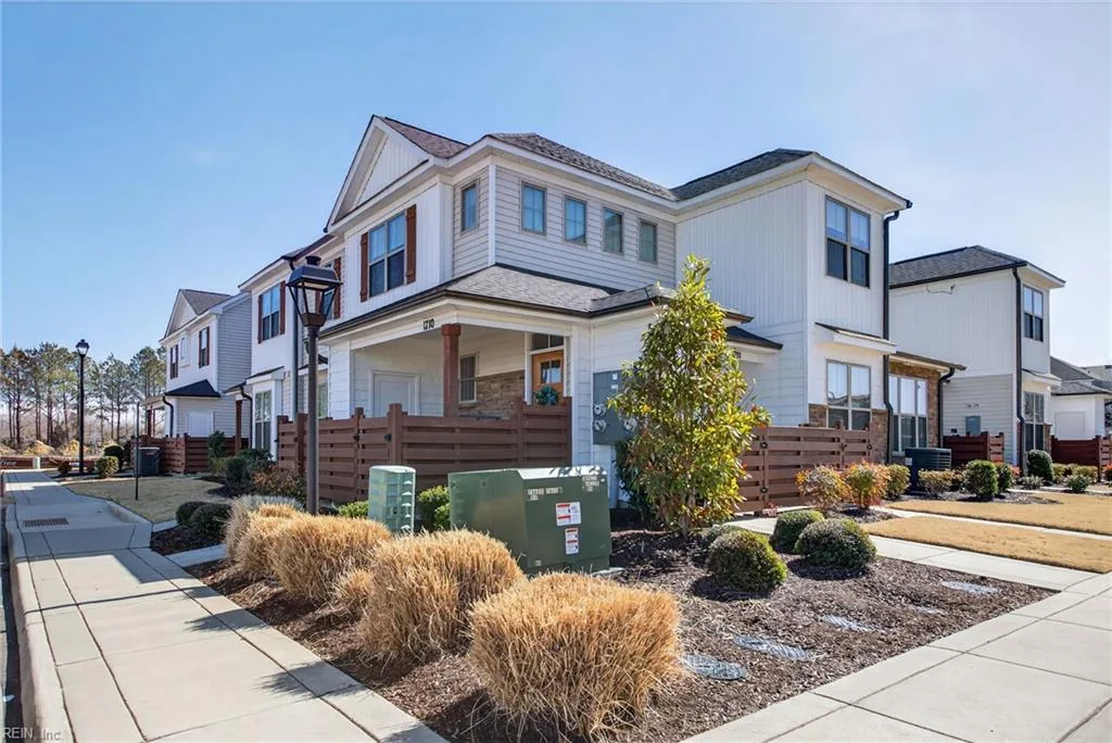 1710 Union Pacific WAY, Suffolk — 2 bed Residential, 1,359 sqft
