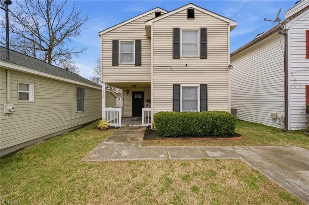 733 Spruce ST, HAMPTON VA 23661 - Main photo
