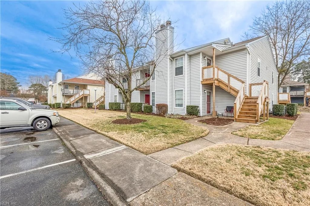 4175 Thalia Station CIR #204, Virginia Beach — 2 bed Residential, 957 sqft