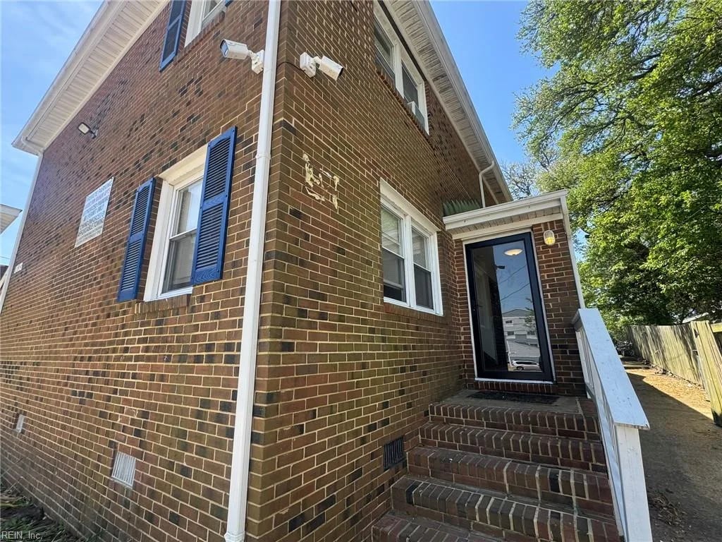 1615 E Ocean View AVE #2, NORFOLK VA 23503