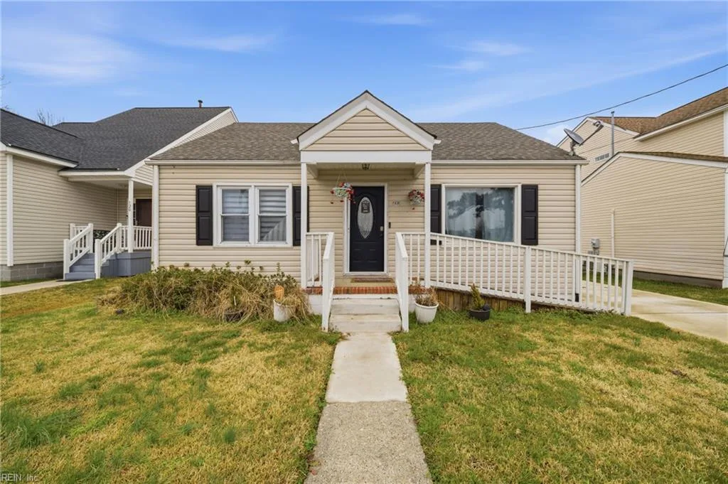 122 Grant ST, Chesapeake — 2 bed Residential, 832 sqft