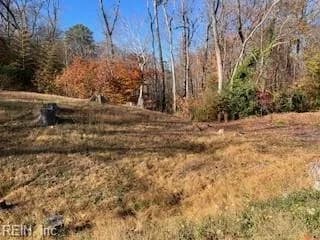451 Eastwood DR, NEWPORTNEWS VA 23602 - Main photo