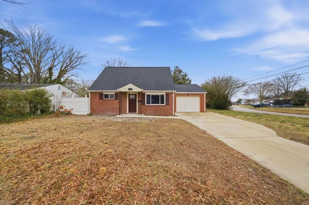 553 Lavender LN, Virginia Beach — 4 bed Residential, 1,456 sqft