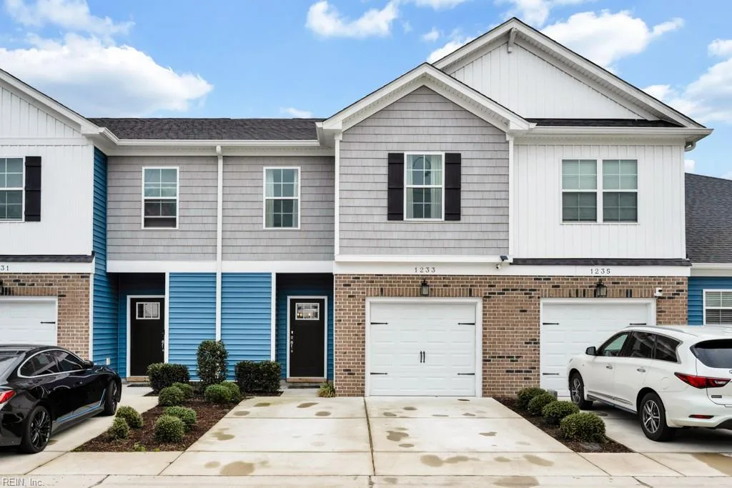 1233 Parkley DR, CHESAPEAKE VA 23320 - Photo 2
