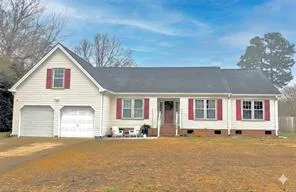 3608 Calverton CT, Chesapeake — 4 bed Residential, 2,330 sqft