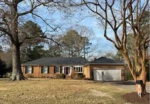 1525 Bay Point DR, Virginia Beach — 4 bed Residential, 2,226 sqft