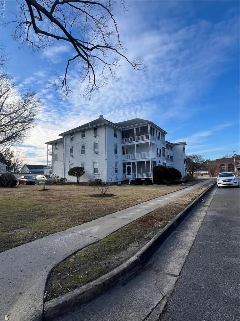 403 W 4th AVE, FRANKLIN VA 23851 - Photo 3