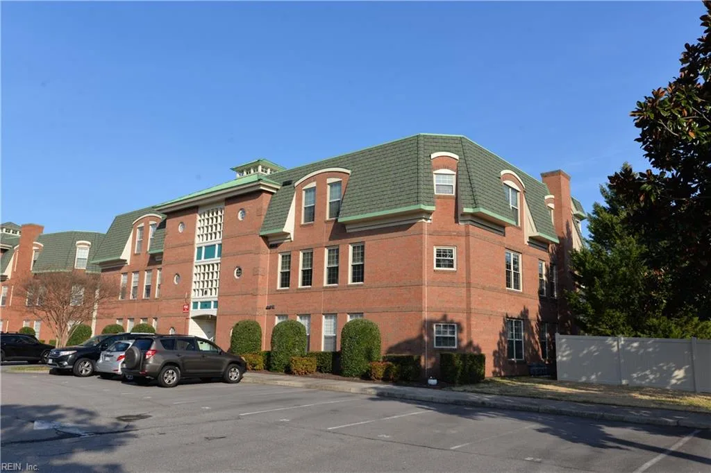 308 Riveranne CT #214, VIRGINIABEACH VA 23462