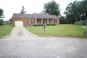 700 Lindenbrook LN, Chesapeake — 3 bed Residential, 1,476 sqft