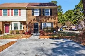 100 Haverstraw CT, Yorktown — 2 bed Residential, 1,280 sqft