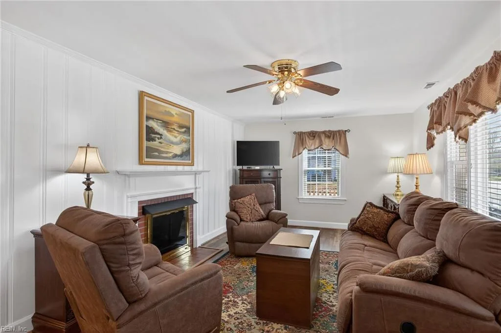 1200 Country Club RD, NEWPORTNEWS VA 23606 - Photo 5