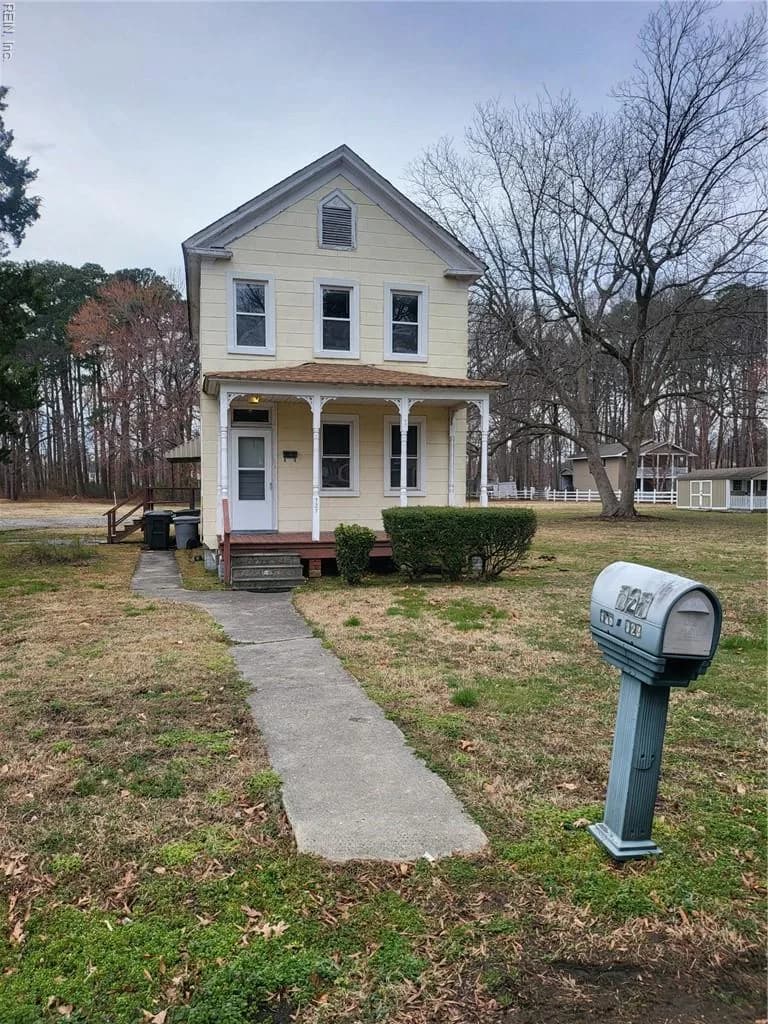 727 Bellwood RD, HAMPTON VA 23666 - Photo 2
