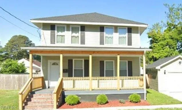 2316 Des Moines AVE, PORTSMOUTH VA 23704