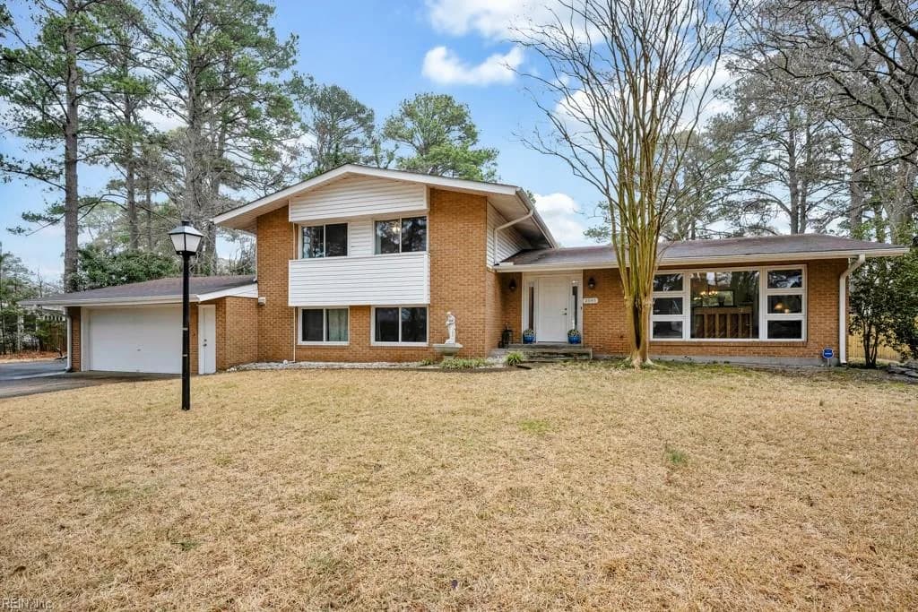 2945 Replica LN, PORTSMOUTH VA 23703 - Main photo