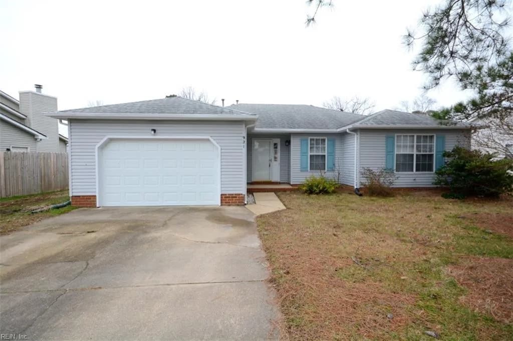 921 Daimler DR, VIRGINIA BEACH VA 23454 - Photo 2
