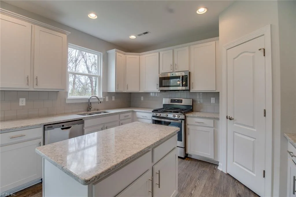 321 Tarn CT, SUFFOLK VA 23434 - Photo 5