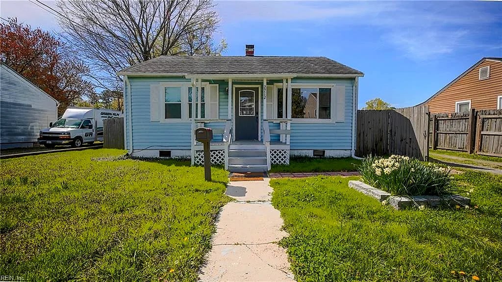 2712 Mark ST, Chesapeake — 4 bed Residential, 1,550 sqft