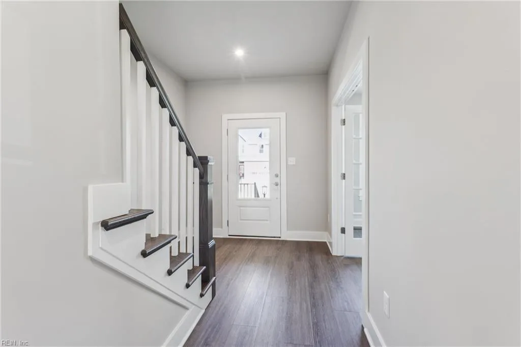 122 Robert Bruce RD, POQUOSON VA 23662 - Photo 5