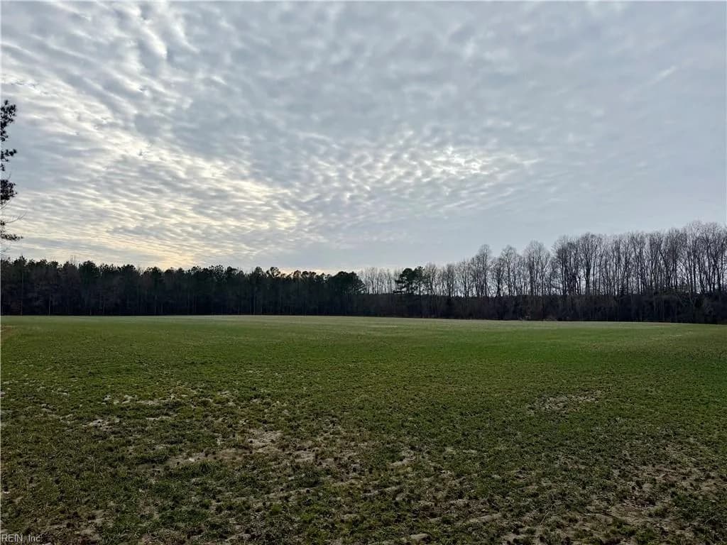 108 AC New & Seacock Chapel RD, IVOR VA 23866 - Main photo