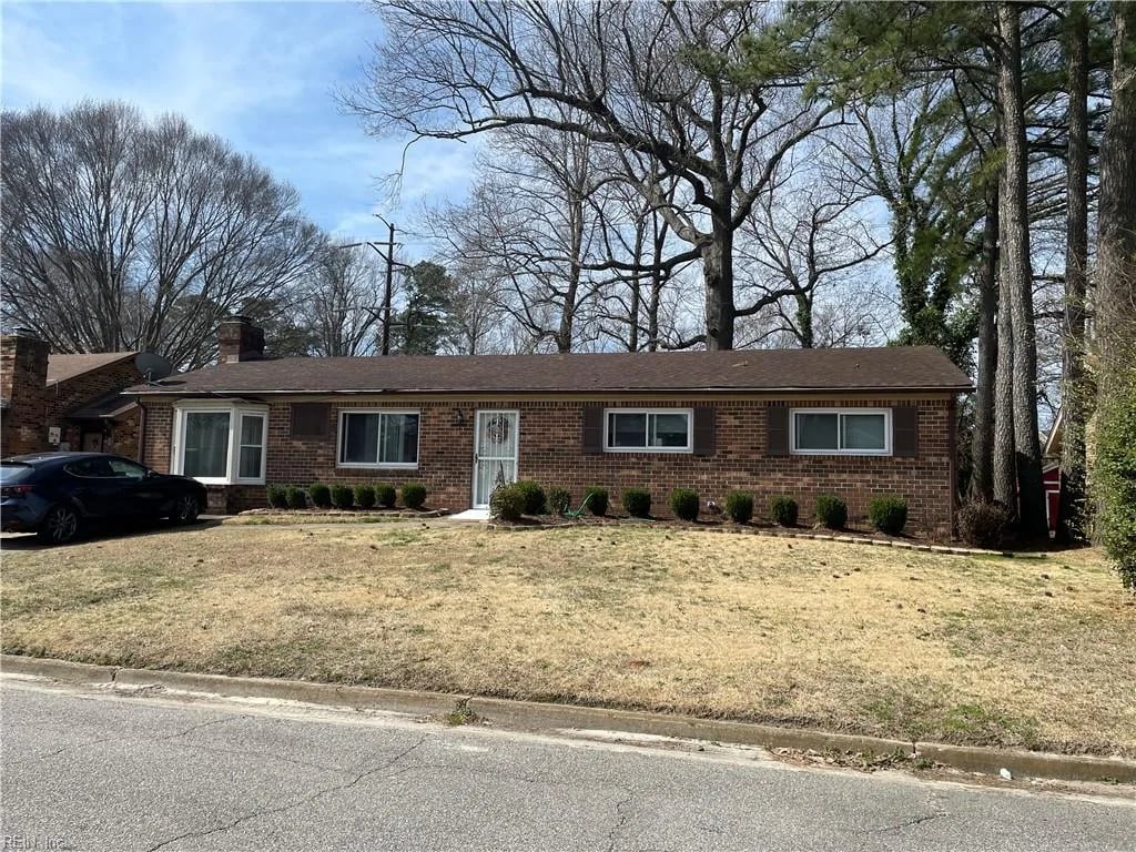 2833 Candlewood CIR, Chesapeake — 4 bed Residential, 1,650 sqft