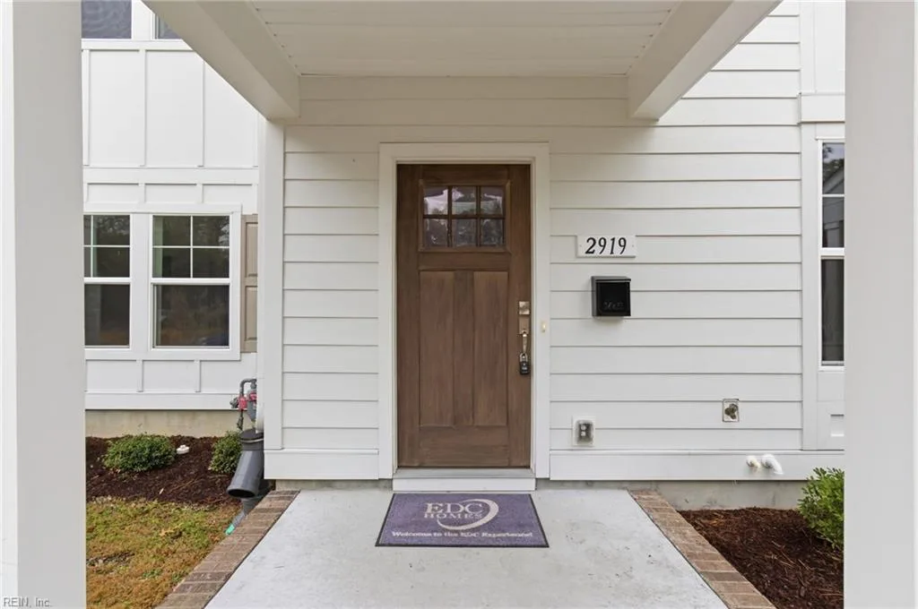 2919 Pretty Lake AVE, NORFOLK VA 23518 - Photo 4