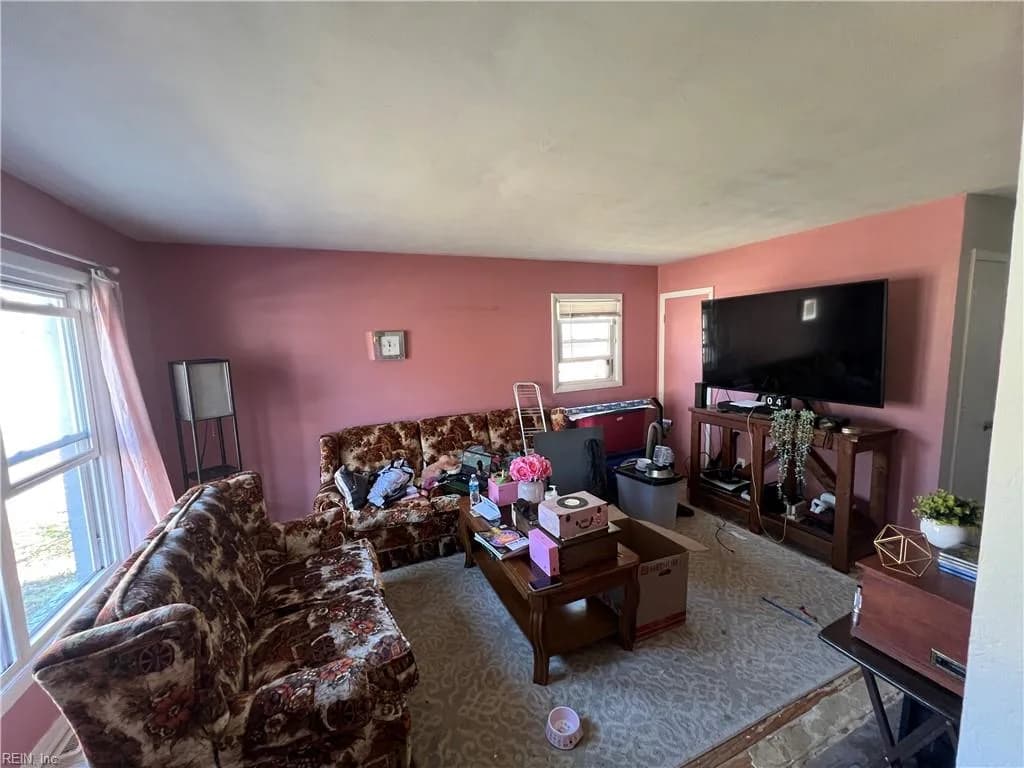 1103 Custis RD, SUFFOLK VA 23434 - Photo 5