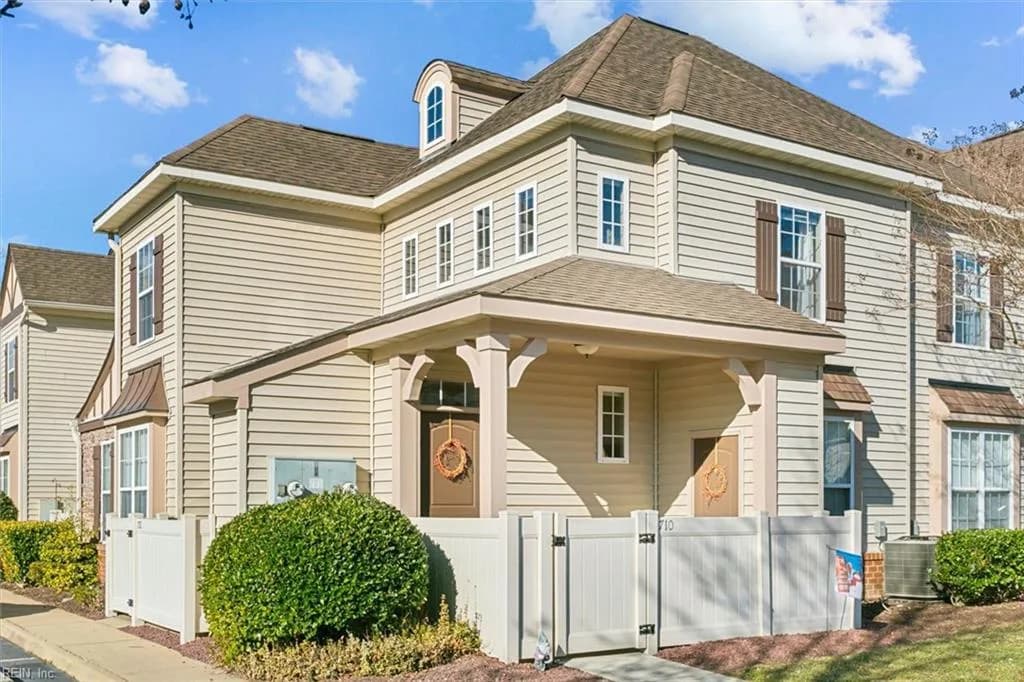 710 Blue Heron TRL, CARROLLTON VA 23314 - Main photo