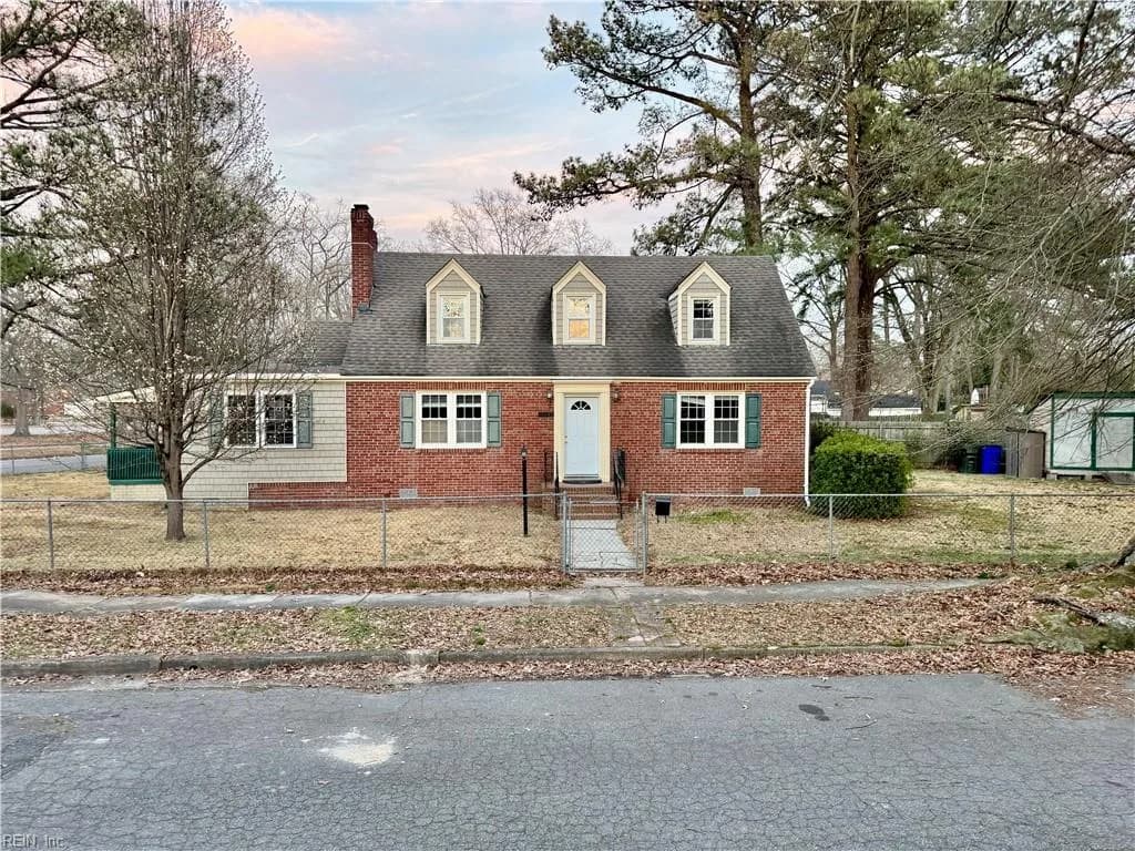 114 HAVEN DR, NORFOLK VA 23503 - Main photo