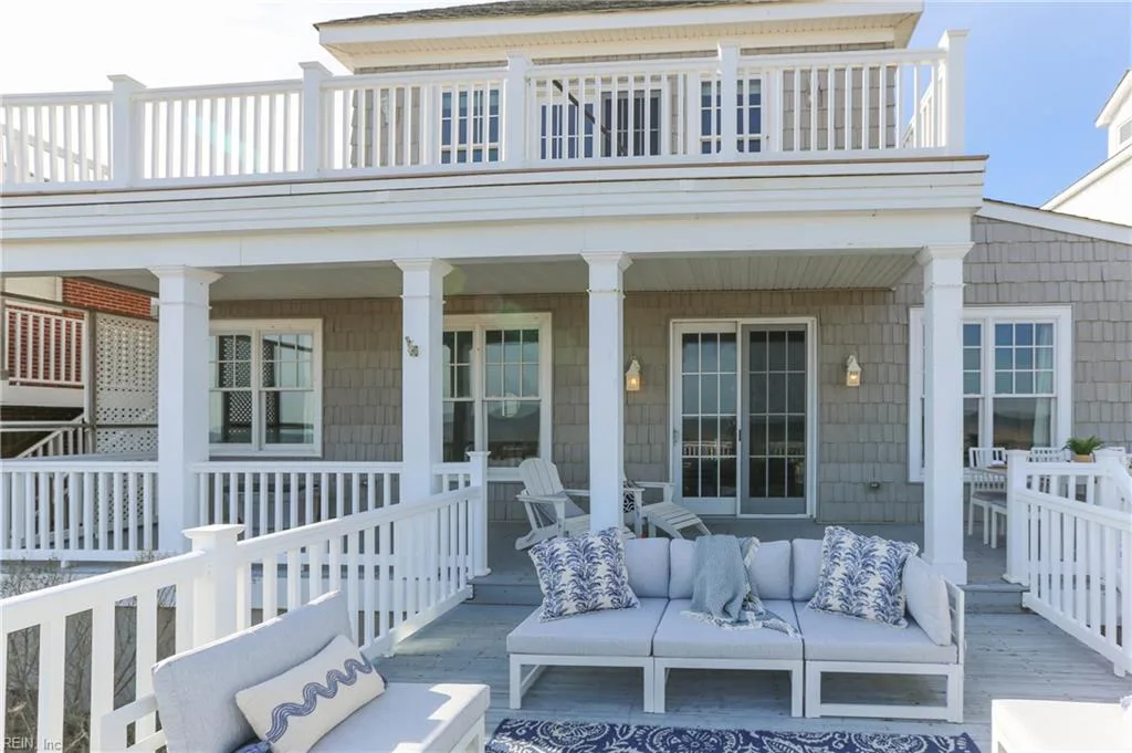 822 W Ocean View AVE, NORFOLK VA 23503 - Main photo