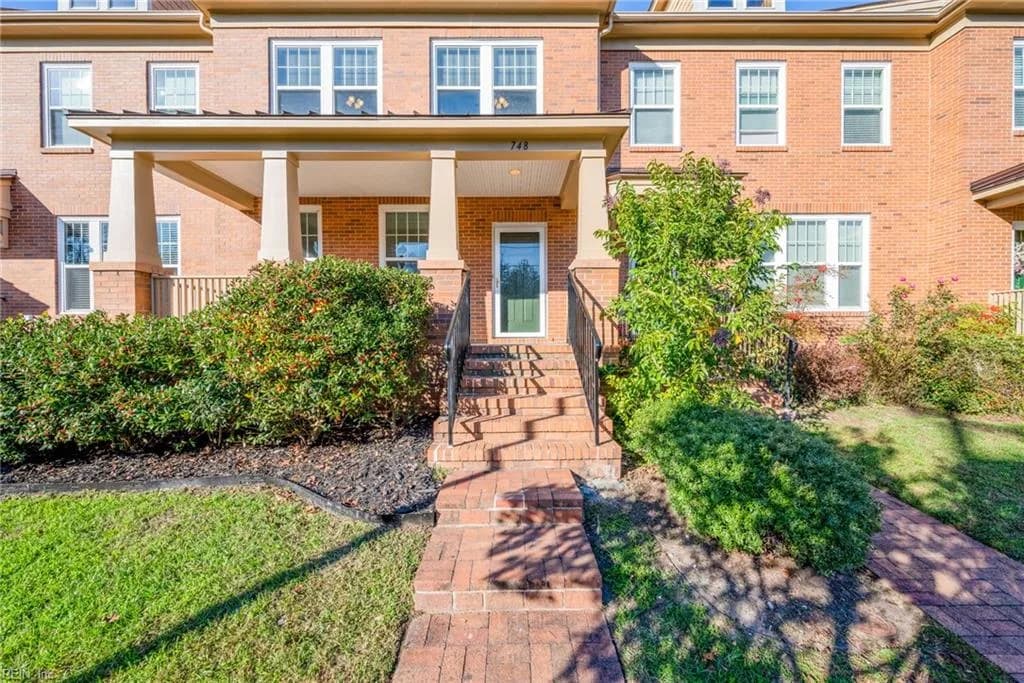 748 Washington AVE, NORFOLK VA 23504 - Main photo
