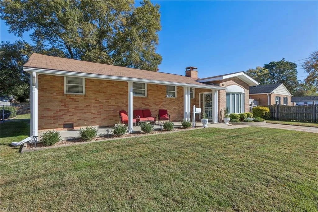 702 Kings View CT, HAMPTON VA 23669