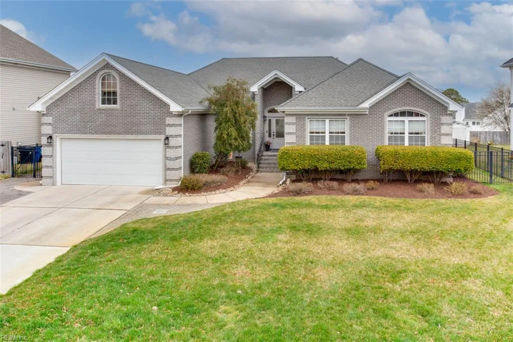 2037 Bierce DR, Virginia Beach — 4 bed Residential, 2,944 sqft