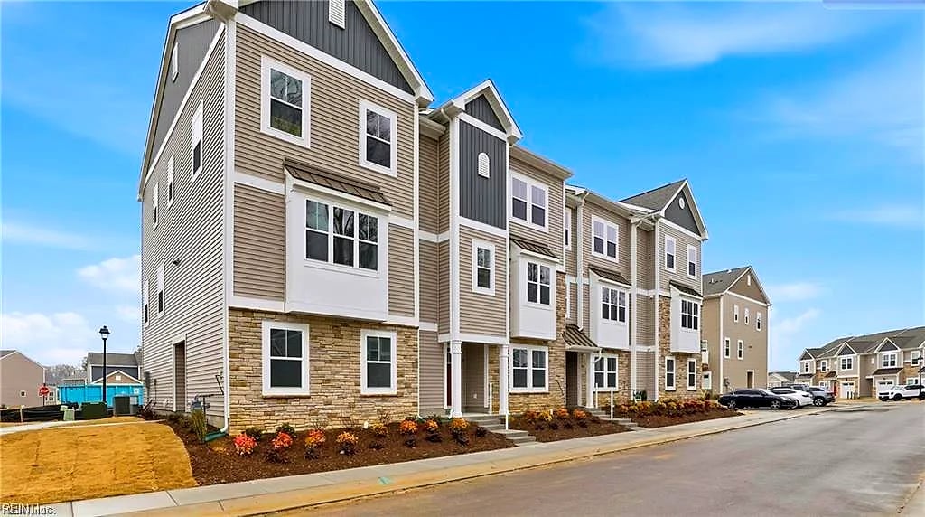 4301 Abercorn DR #100, Suffolk — 4 bed Residential, 2,071 sqft