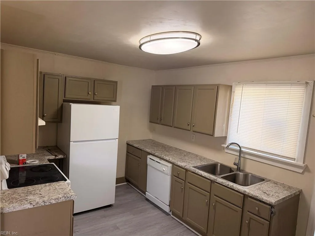 2288 Hosier RD, SUFFOLK VA 23434 - Photo 5