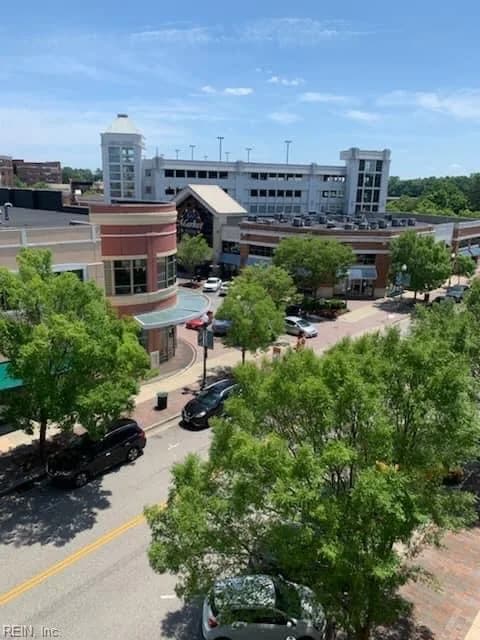 670 Town Center DR #406, NEWPORT NEWS VA 23606 - Main photo