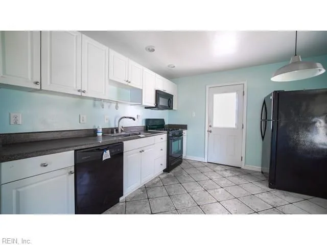 1424 Myrtle AVE, CHESAPEAKE VA 23325 - Photo 3