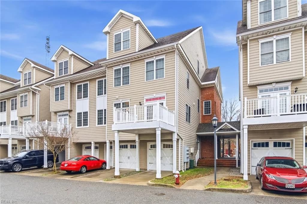 39 Miles Cary MEWS, HAMPTON VA 23669 - Photo 2