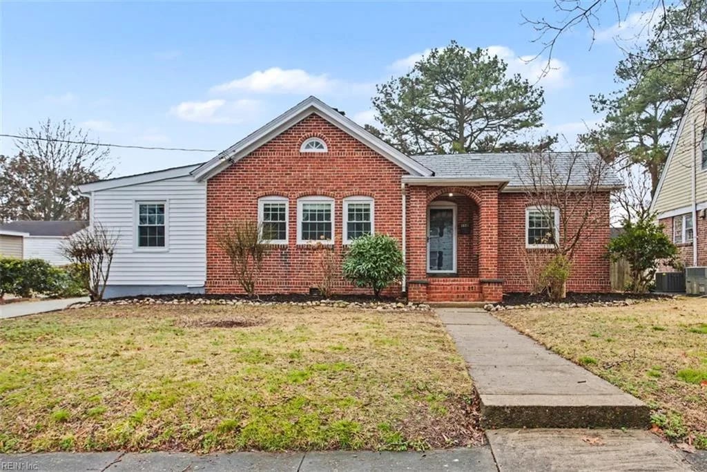 1633 Leckie ST, Portsmouth — 3 bed Residential, 1,027 sqft