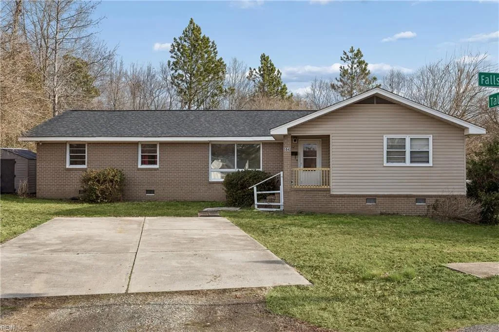 594 Taliaferro RD, YORKTOWN VA 23690