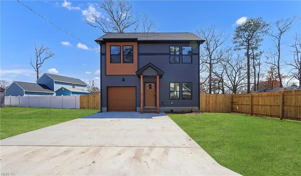 110 Jordan AVE, Suffolk — 4 bed Residential, 1,750 sqft