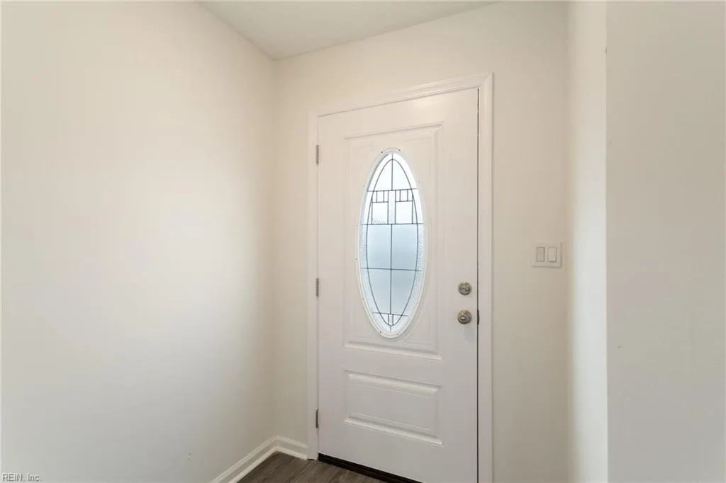 13 Cantamar CT, HAMPTON VA 23664 - Photo 5