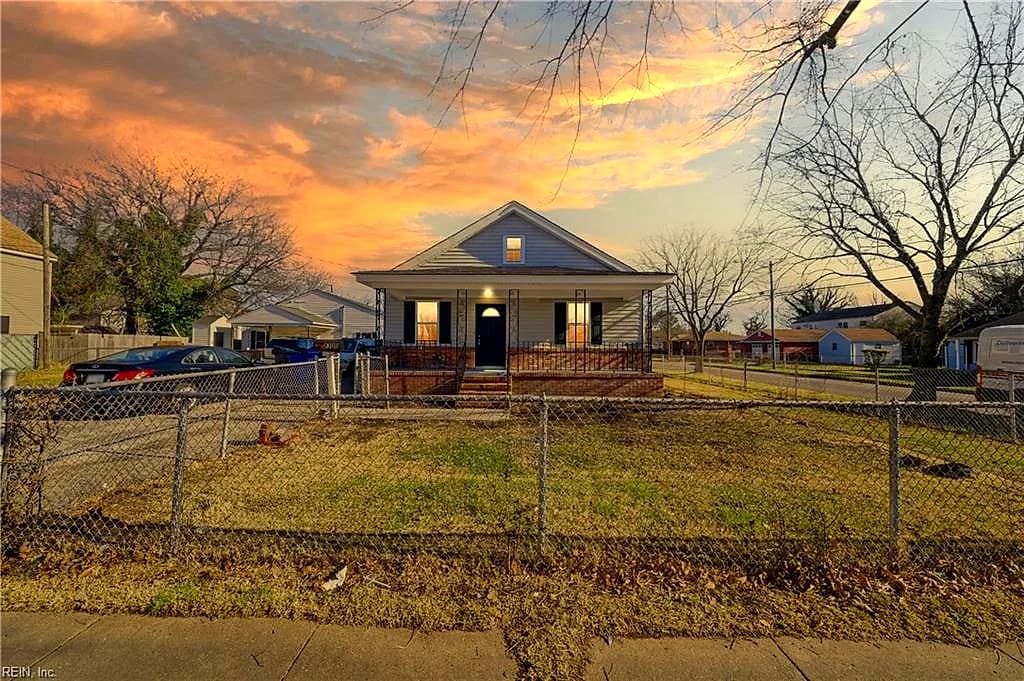 2300 Courtney AVE, NORFOLK VA 23504 - Main photo