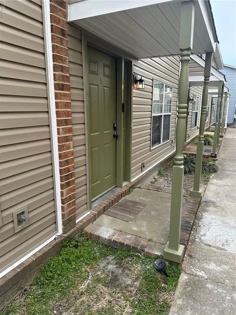 250 Portview AVE #E, NORFOLK VA 23504 - Photo 2
