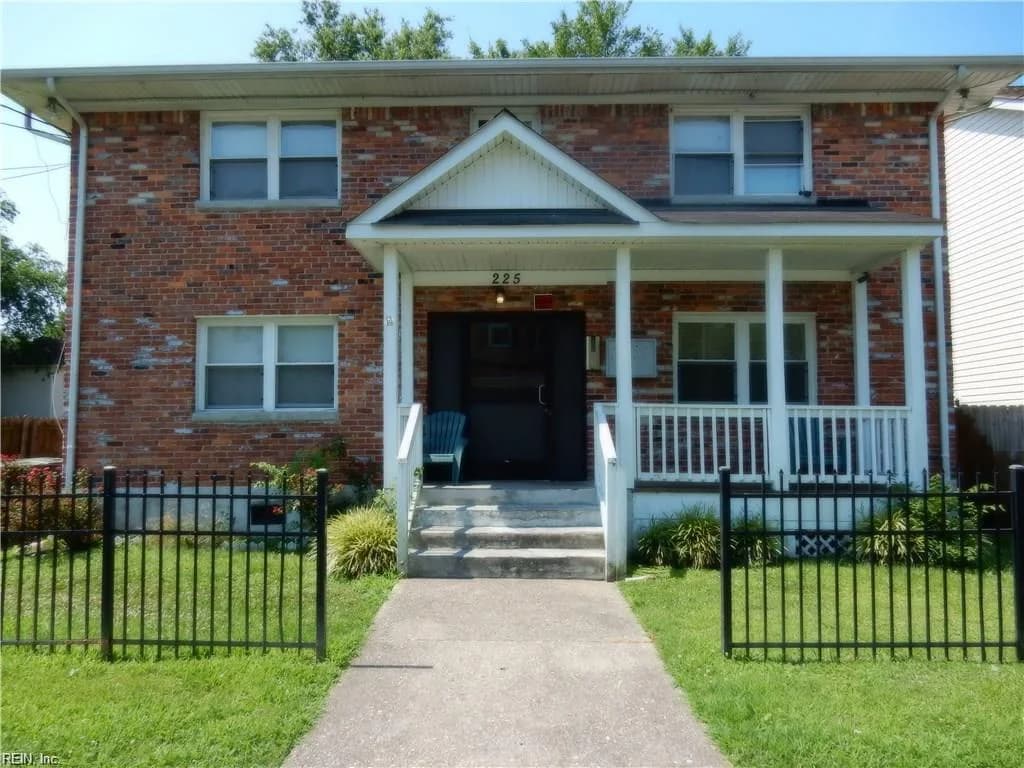 225 W 31st ST #D, NORFOLK VA 23504 - Main photo