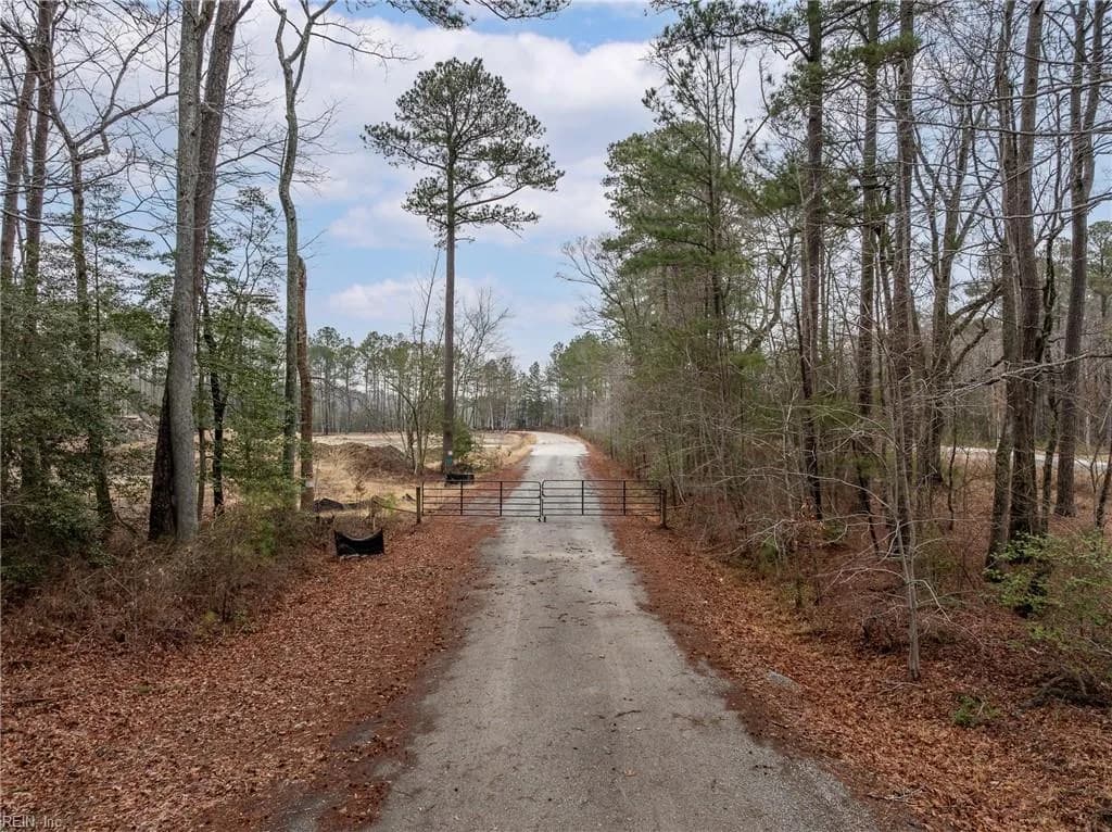 6685 Short LN, GLOUCESTER VA 23061 - Photo 3