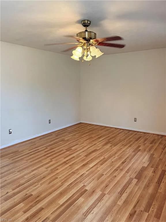 6769 Cedar Lake DR, GLOUCESTER VA 23061 - Photo 5